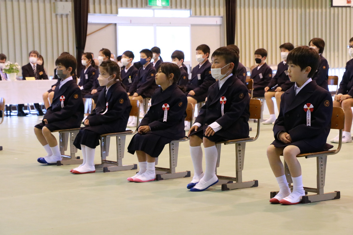 湧水町立吉松小学校 4月6日(木)「令和5年度 入学式」